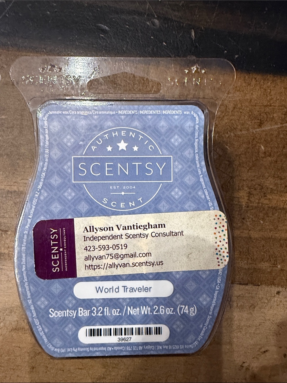 Scentsy Light Blue and Purple World Traveler Wax Bar